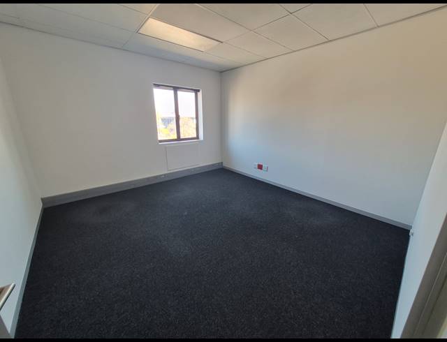 203M² OFFICE TO LET IN RIVONIA
